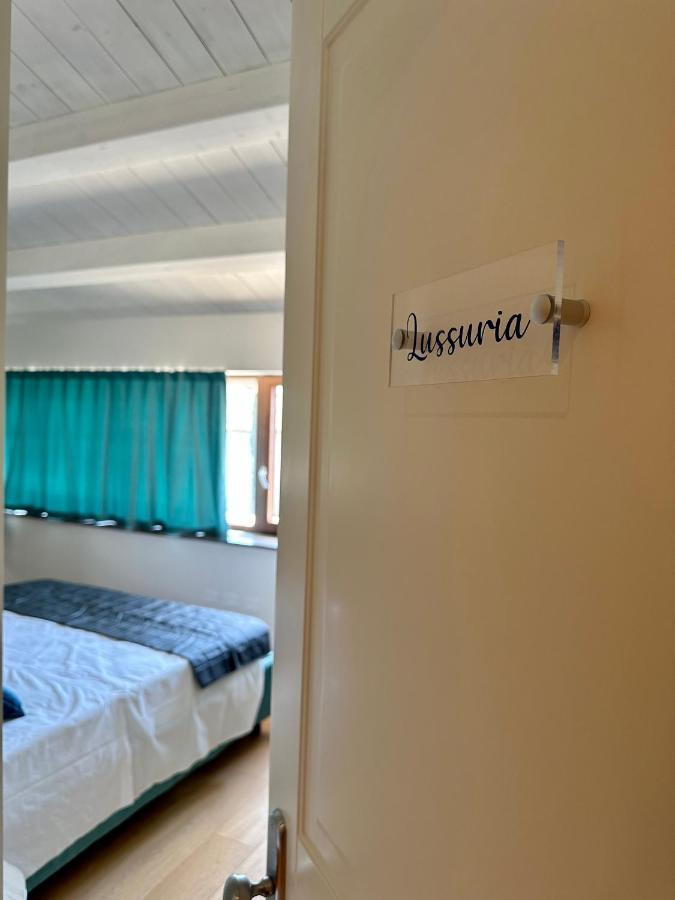 C House Rooms Lake เปสเคียรา เดล การ์ดา ภายนอก รูปภาพ