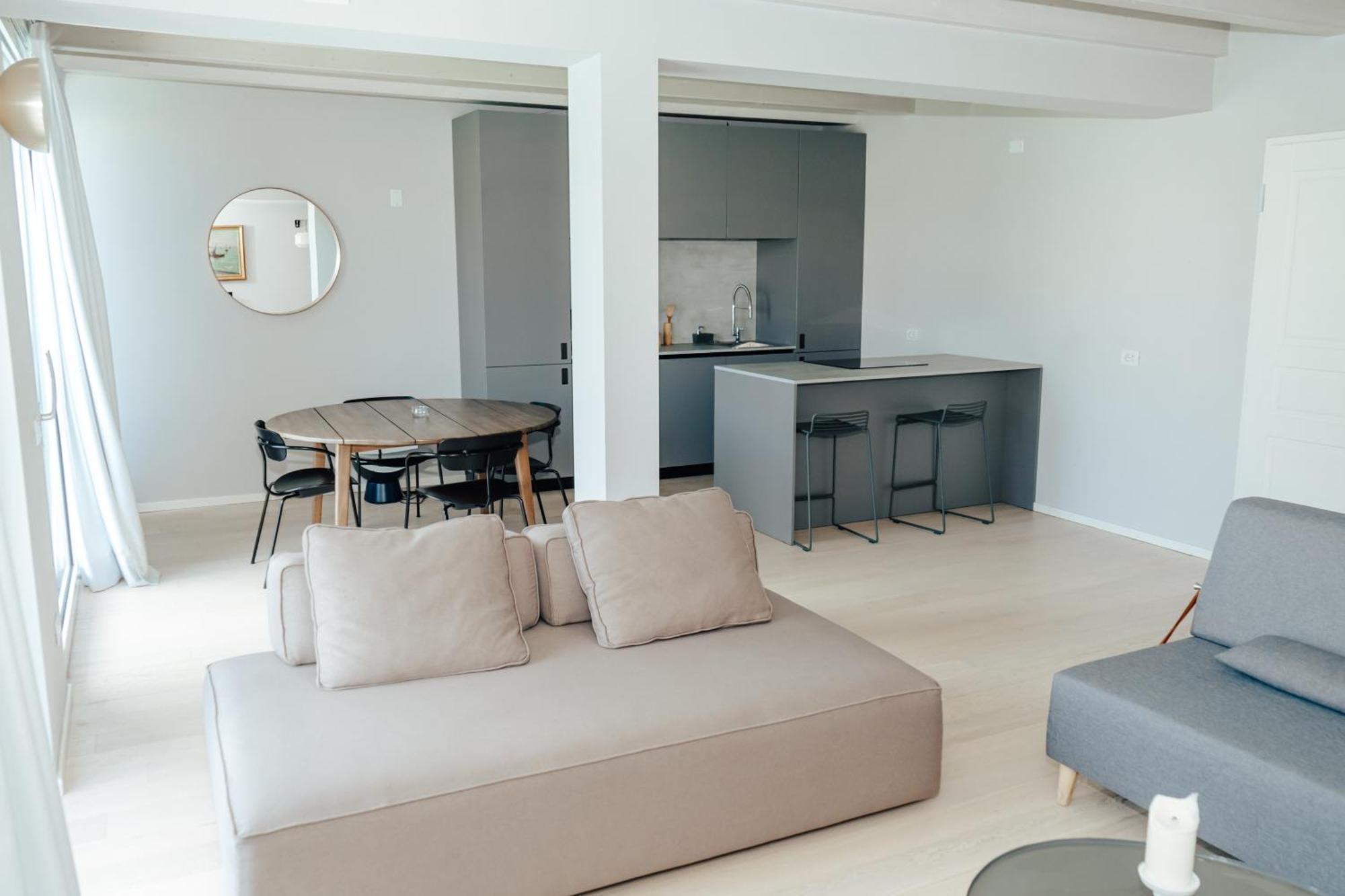 C House Rooms Lake เปสเคียรา เดล การ์ดา ภายนอก รูปภาพ