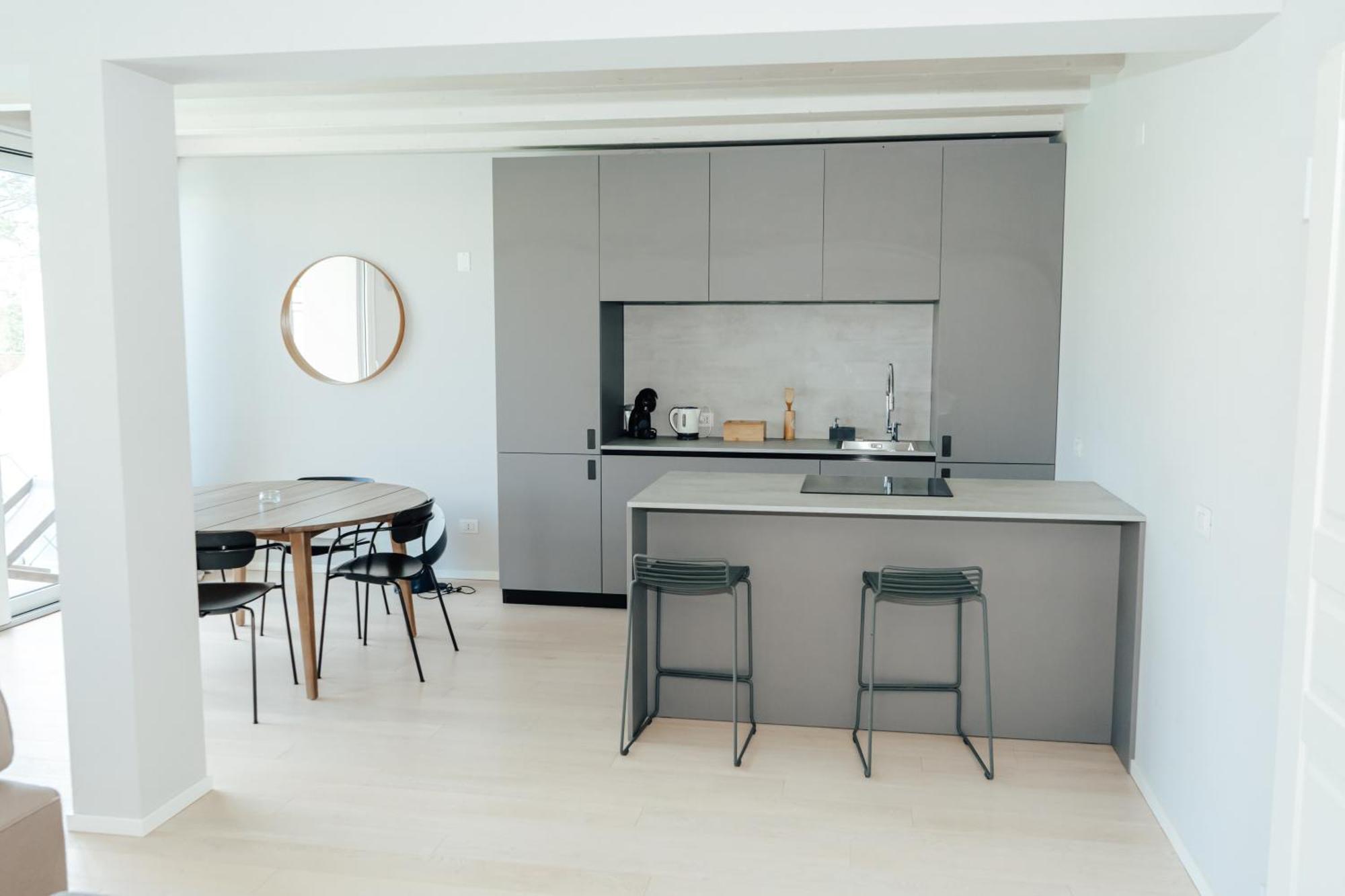 C House Rooms Lake เปสเคียรา เดล การ์ดา ภายนอก รูปภาพ